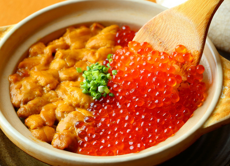 魚輝うにいくら御飯